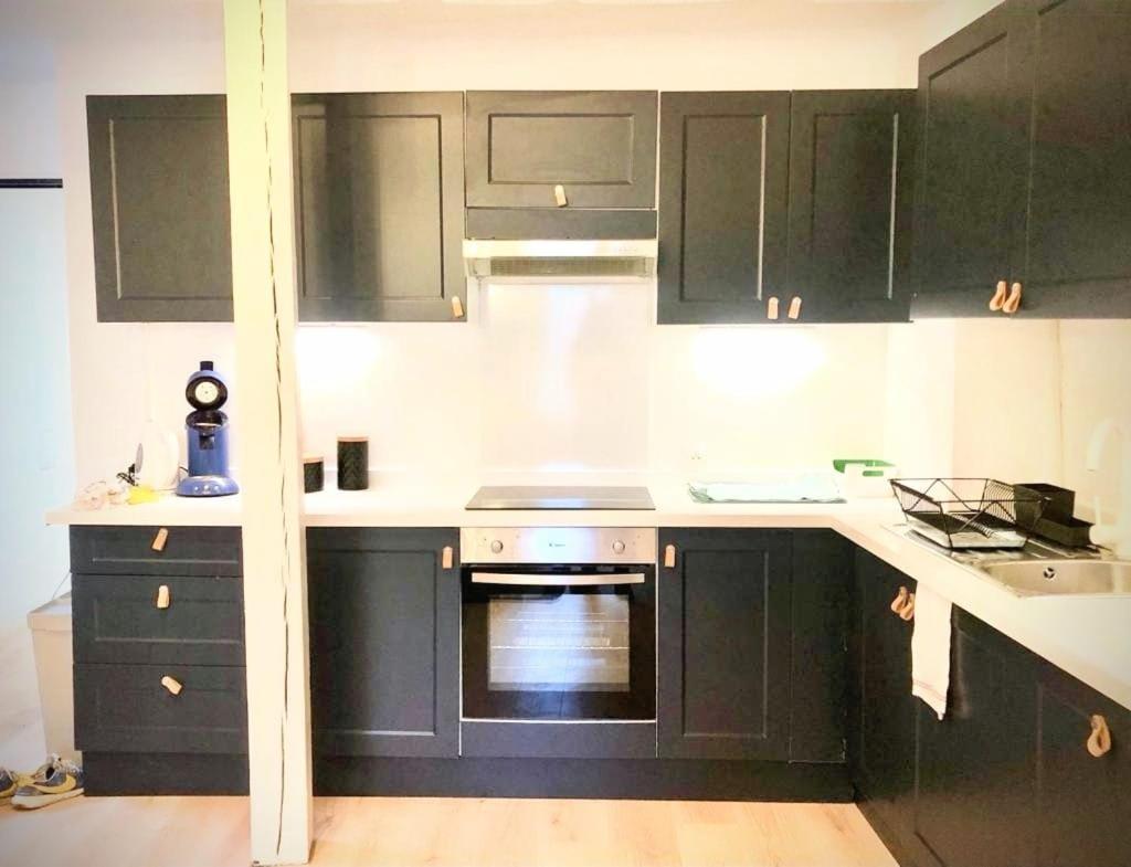Une Maison Design Dans Le Centre Ville Foix Ngoại thất bức ảnh
